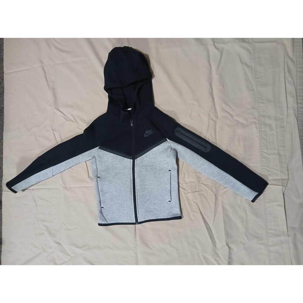 Nike Big Kid Sports Tech Full Zip Hoodie  Size S
